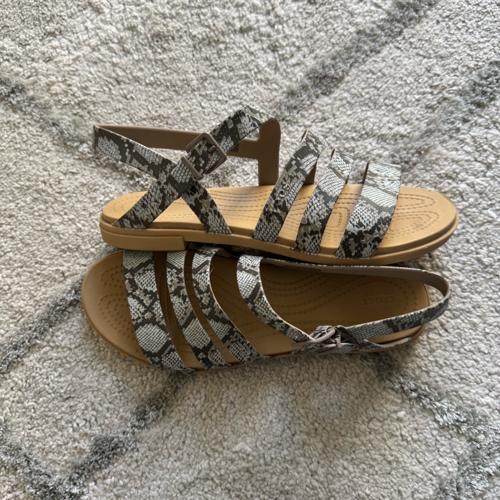 Crocs Tulum Snakeskin Patterned Women's Sandals